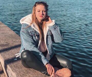 Foto publica di Kitsunee